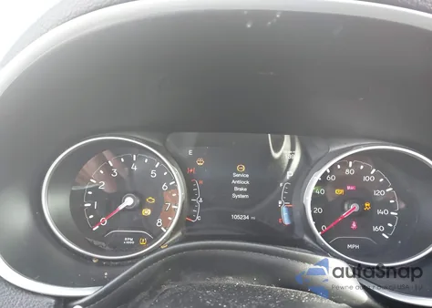 2018 Jeep Compass Sport Fwd из США, поврежденный, VIN 3C4NJCAB1JT181425